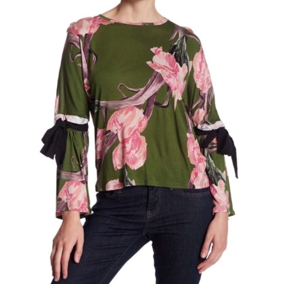 Topshop Floral Tie Sleeve Top - Picture 4 of 7